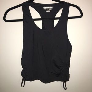 Black workout crop top